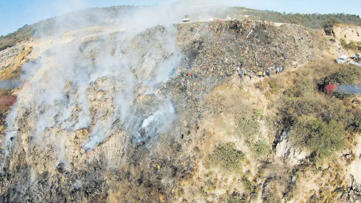 INCENDIO RELLENO SANITARIO